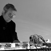 Asmus Tietchens - List pictures