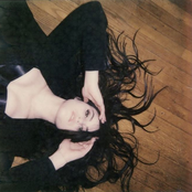 Kiiara - List pictures