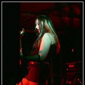 Elena Siegman - List pictures