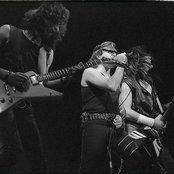 Angeles Del Infierno - List pictures