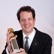 Michael Giacchino - List pictures