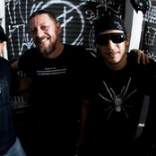 Raimundos - List pictures