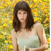 Francisca Valenzuela - List pictures