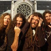 Six Feet Under - List pictures