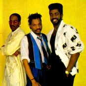 Cameo - List pictures