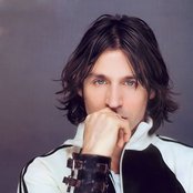 Raine Maida - List pictures