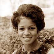 Rebbie Jackson - List pictures