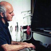 Ludovico Einaudi - List pictures
