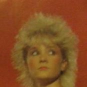 Anni Hogan - List pictures