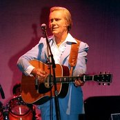 George Jones - List pictures
