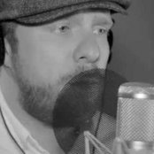 Alex Clare - List pictures