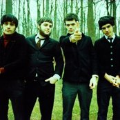 Me Without You - List pictures