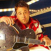 Uncle Kracker - List pictures