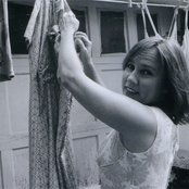 Iris Dement - List pictures