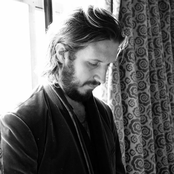 Emile Haynie - List pictures