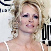 Pamela Anderson - List pictures