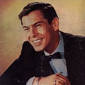Johnny Ray - List pictures