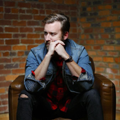 Charles Kelley - List pictures