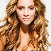 Agnes Carlsson - List pictures