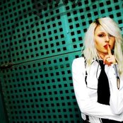 Amanda Jenssen - List pictures