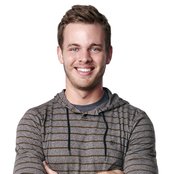 Clark Beckham - List pictures