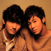 Tohoshinki - List pictures