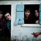 Avi Buffalo - List pictures