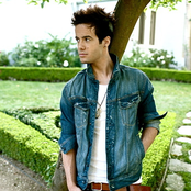 Travis Garland - List pictures