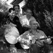 Issa - List pictures