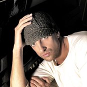 Daniel Powter - List pictures