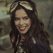 Beatriz Luengo - List pictures