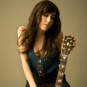 Kate Voegele - List pictures