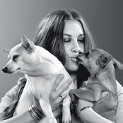 Alanis Morissette - List pictures