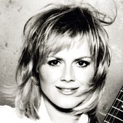 Anita Cochran - List pictures