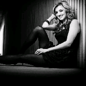 Sarah Darling - List pictures