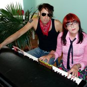 Stereo Total - List pictures