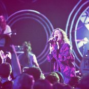 Hillsong Young And Free - List pictures