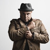Israel Houghton & New Breed - List pictures