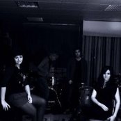 Phone Joan - List pictures