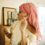 Lily Allen - List pictures