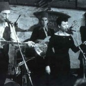 3 Mustaphas 3 - List pictures