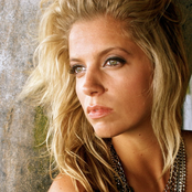 Katelyn Clampett - List pictures