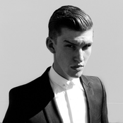 Willy Moon - List pictures