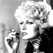 Mina - List pictures