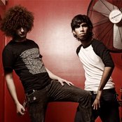 I Set My Friends On Fire - List pictures