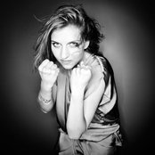 Amandine Bourgeois - List pictures