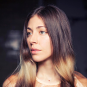 Ramona Lisa - List pictures