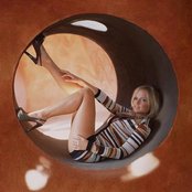 Emma Bunton - List pictures