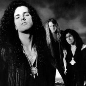 Kik Tracee - List pictures