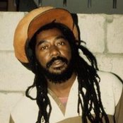 Johnny Clarke - List pictures